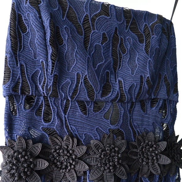 Navy Strapless Lace Dress with Florette Detail - Picture 5 of 6